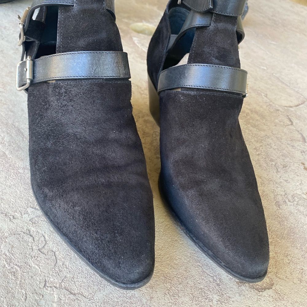 Saint Laurent Black Suede Booties Low Heel‎ 36.5